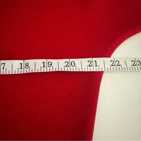 Elegant Red Women's Top - Picture 6 of 7